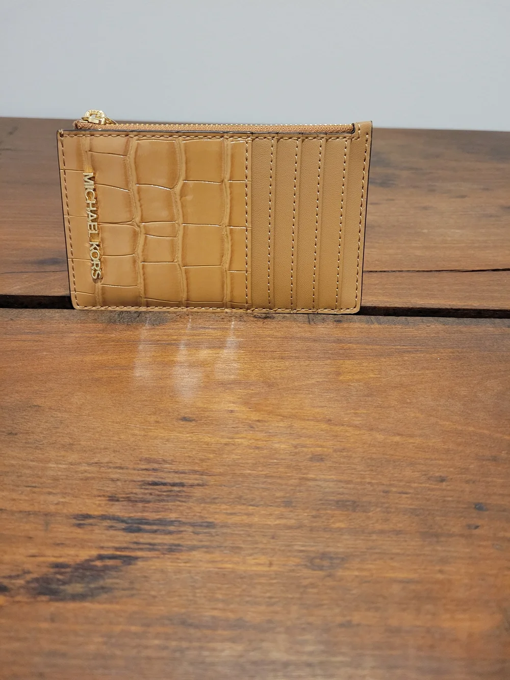 Michael Kors Jet Set Travel Crossbody Bag in Brown with Card Holder - Picture 6 of 7
